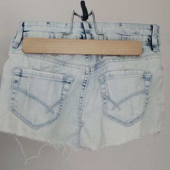 ❣️ FINAL SALE 🤍 PacSun ripped short shorts - Picture 3 of 4
